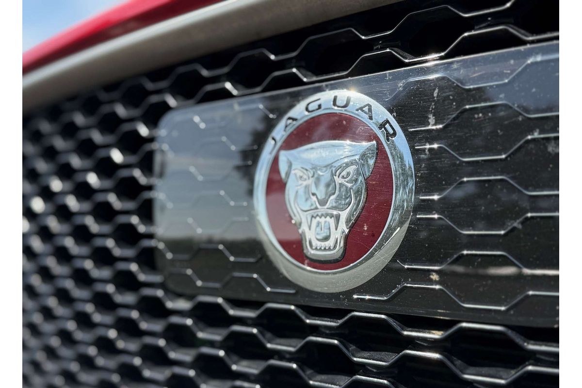 2018 Jaguar F-PACE 30d R-Sport X761