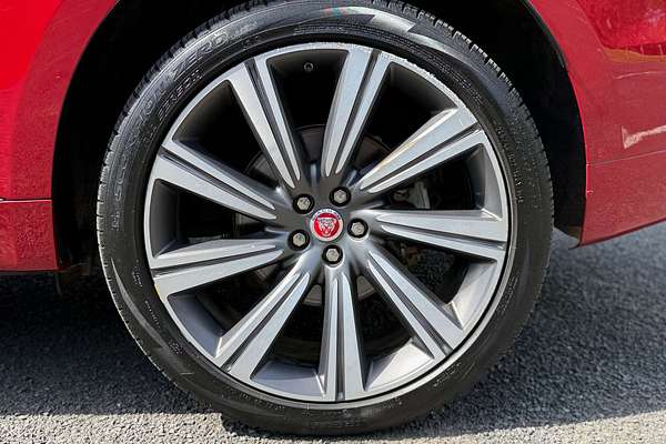 2018 Jaguar F-PACE 30d R-Sport X761