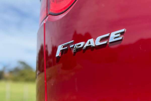2018 Jaguar F-PACE 30d R-Sport X761