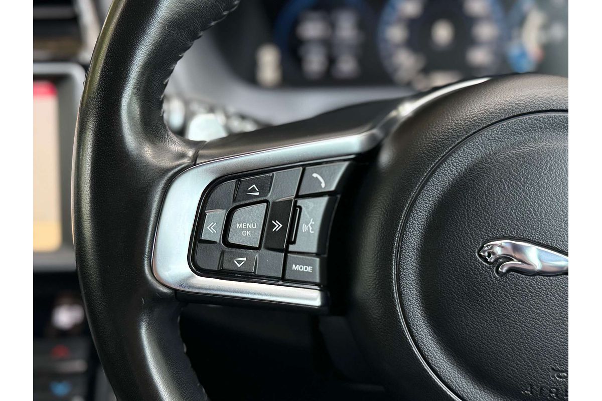 2018 Jaguar F-PACE 30d R-Sport X761