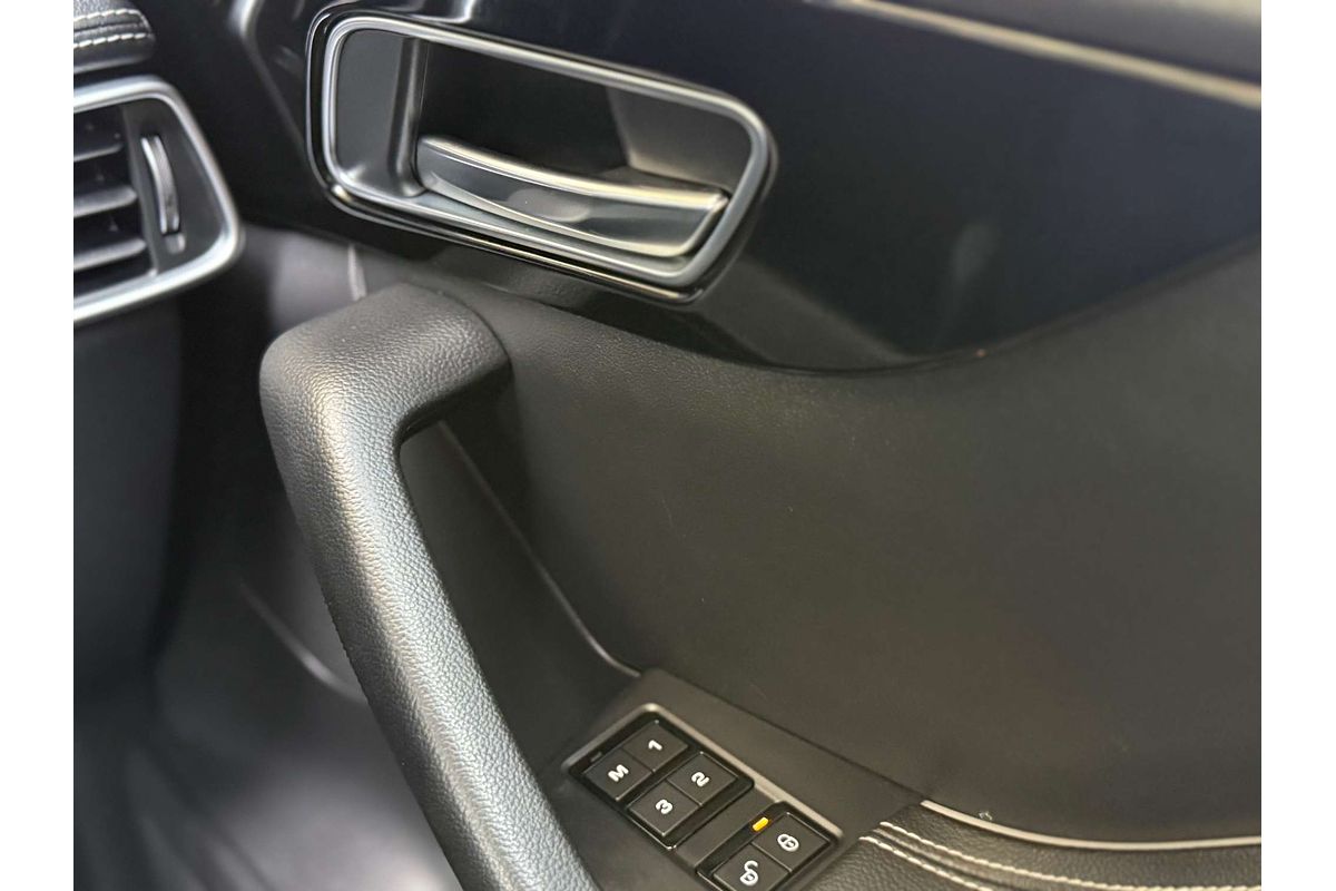 2018 Jaguar F-PACE 30d R-Sport X761