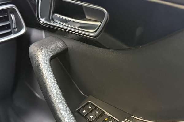 2018 Jaguar F-PACE 30d R-Sport X761