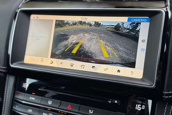 2018 Jaguar F-PACE 30d R-Sport X761