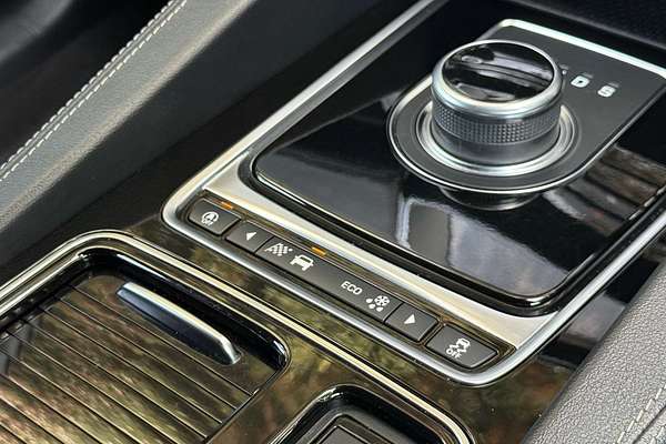 2018 Jaguar F-PACE 30d R-Sport X761