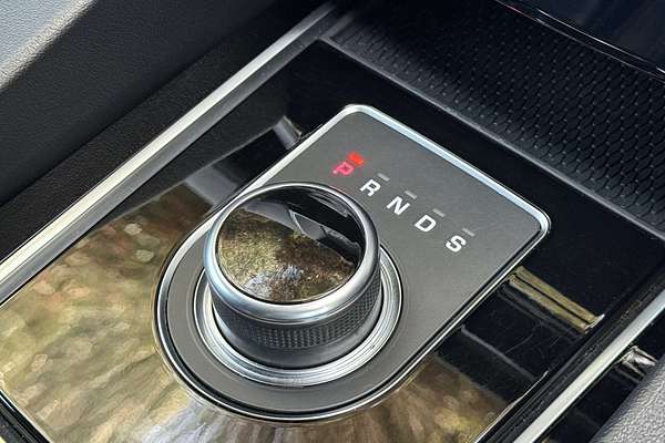 2018 Jaguar F-PACE 30d R-Sport X761