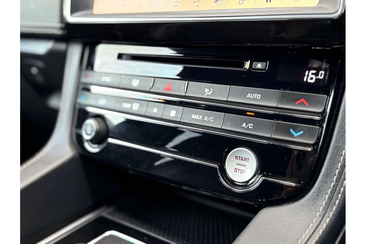 2018 Jaguar F-PACE 30d R-Sport X761