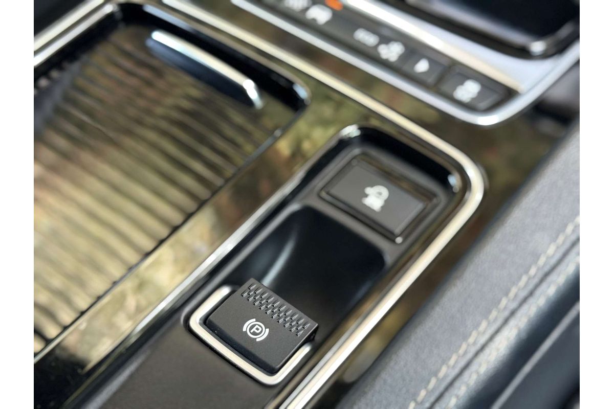 2018 Jaguar F-PACE 30d R-Sport X761