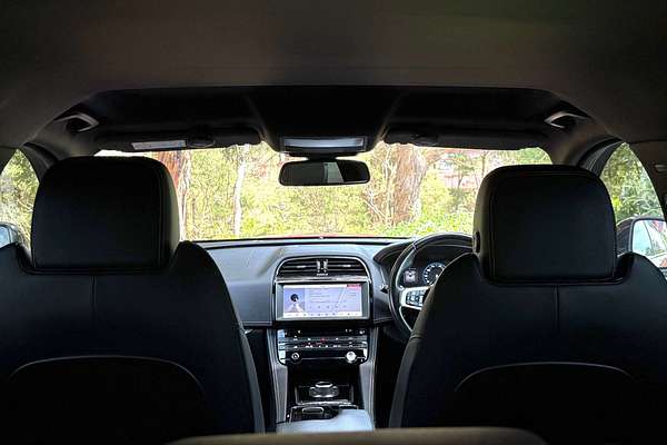 2018 Jaguar F-PACE 30d R-Sport X761