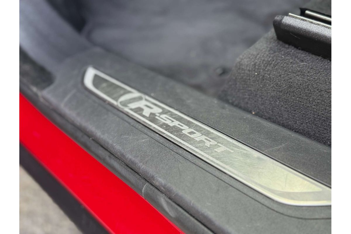 2018 Jaguar F-PACE 30d R-Sport X761