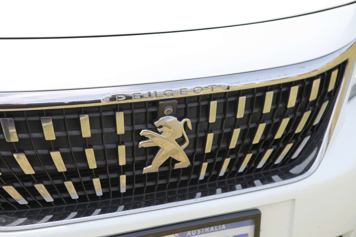 2019 Peugeot 3008 Allure P84