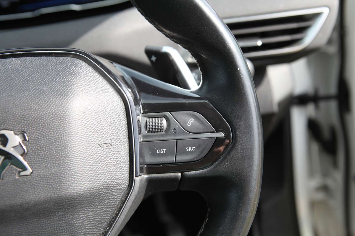 2019 Peugeot 3008 Allure P84