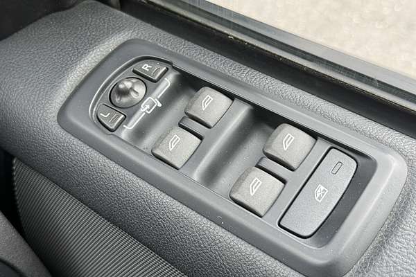 2015 Land Rover Discovery SDV6 HSE Series 4