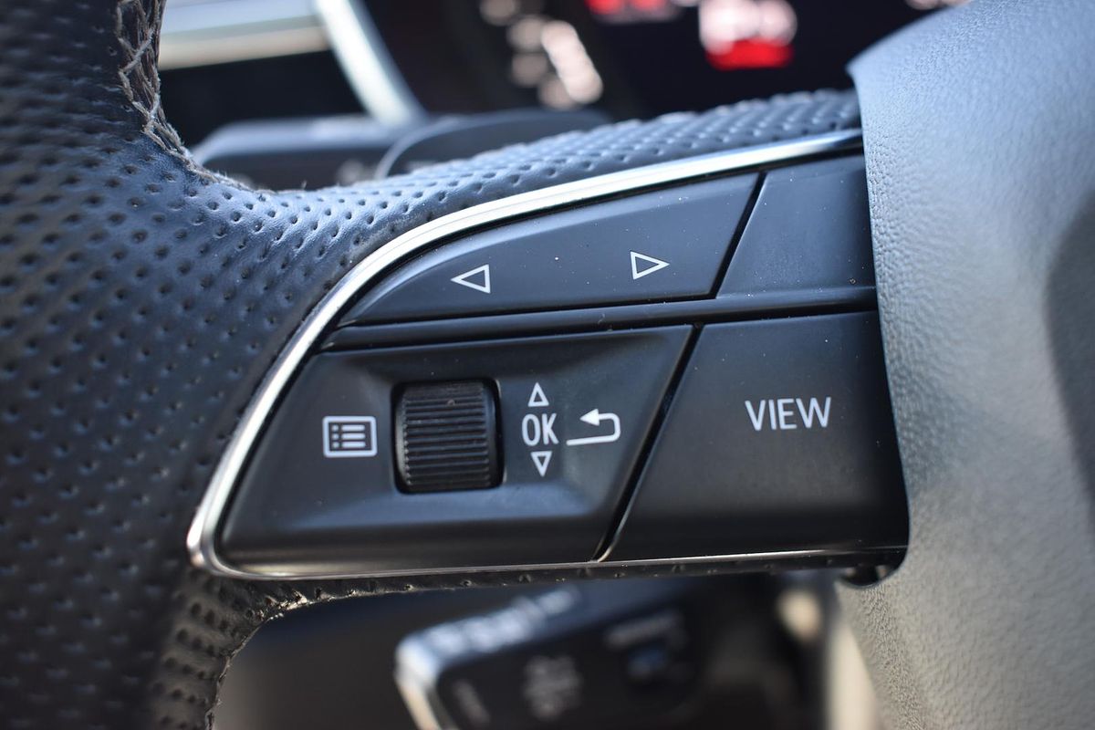 2021 Audi Q3 40 TFSI F3