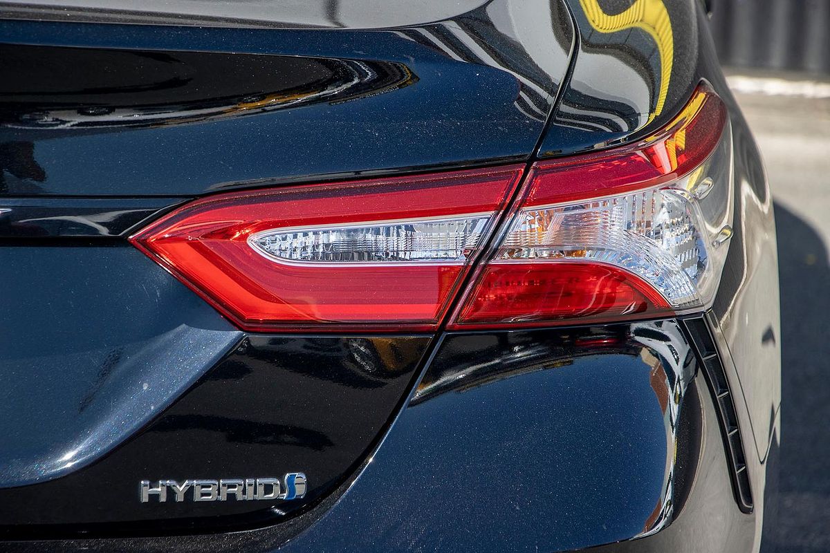 2020 Toyota Camry Ascent Sport AXVH71R