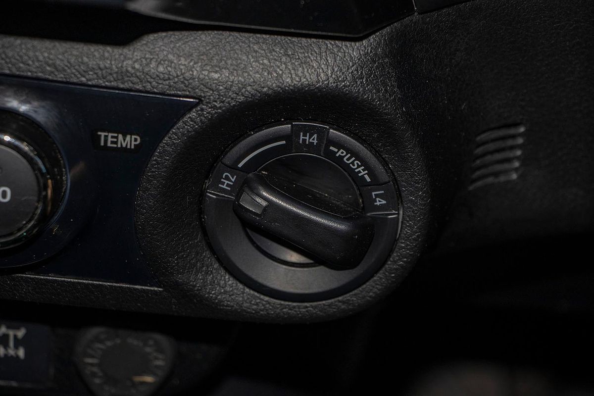 2019 Toyota Hilux SR5 GUN126R 4X4