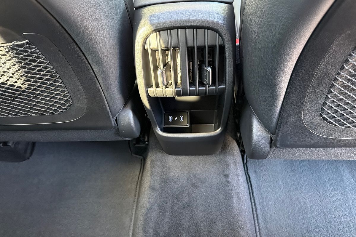 2025 Hyundai Kona Premium SX2.V2