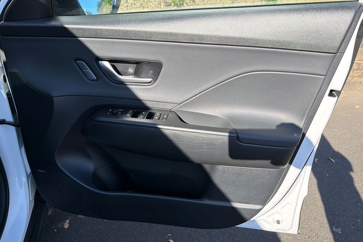 2025 Hyundai Kona Premium SX2.V2