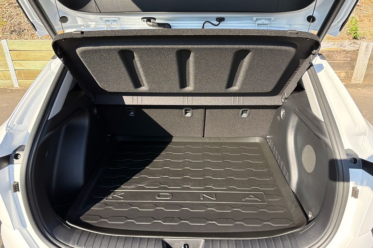 2025 Hyundai Kona Premium SX2.V2