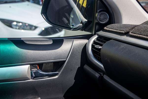 2019 Toyota Hilux SR5 GUN126R 4X4