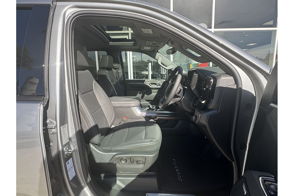 2025 Chevrolet Silverado HD LTZ Premium W/Tech Pack T1 4X4