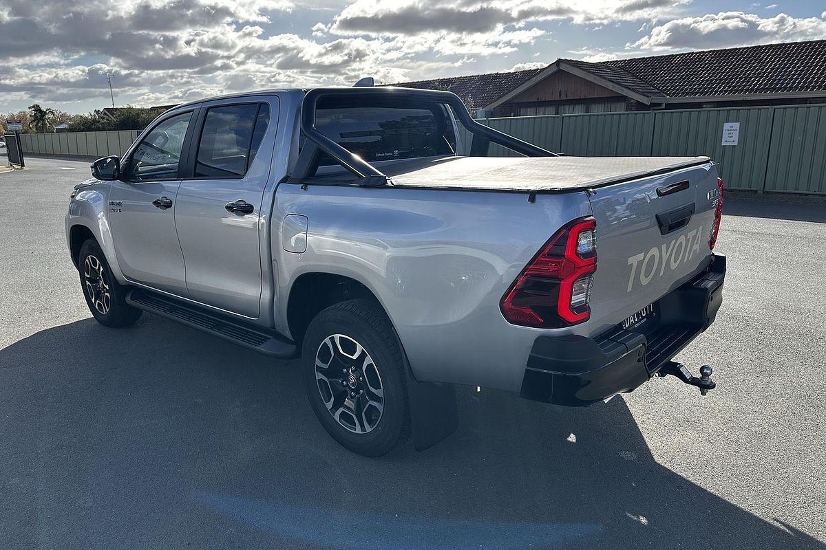 2024 Toyota Hilux Hilux 4x4 SR5 2.8L T Diesel Automatic Double Cab