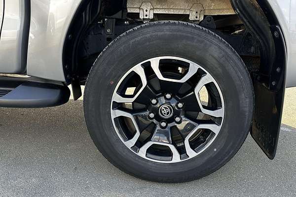 2024 Toyota Hilux Hilux 4x4 SR5 2.8L T Diesel Automatic Double Cab