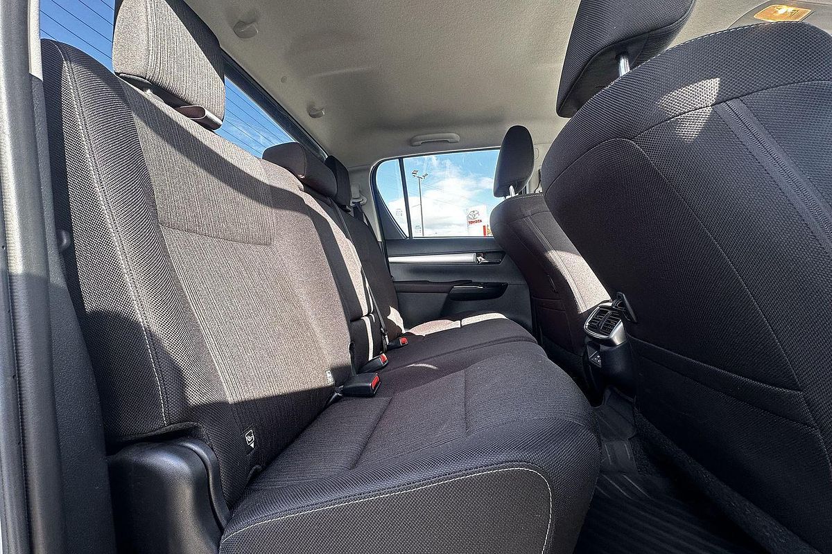 2024 Toyota Hilux Hilux 4x4 SR5 2.8L T Diesel Automatic Double Cab