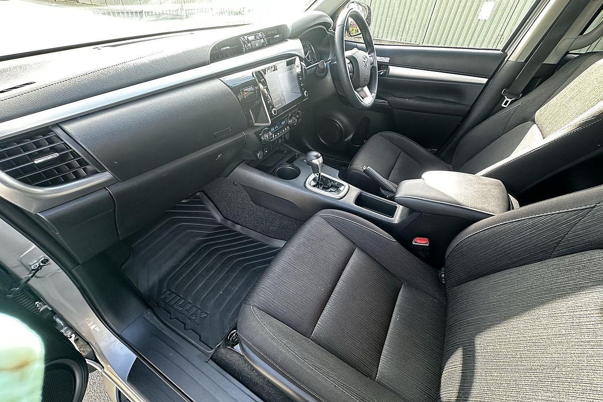 2024 Toyota Hilux Hilux 4x4 SR5 2.8L T Diesel Automatic Double Cab