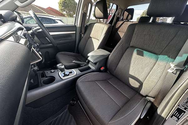 2024 Toyota Hilux Hilux 4x4 SR5 2.8L T Diesel Automatic Double Cab