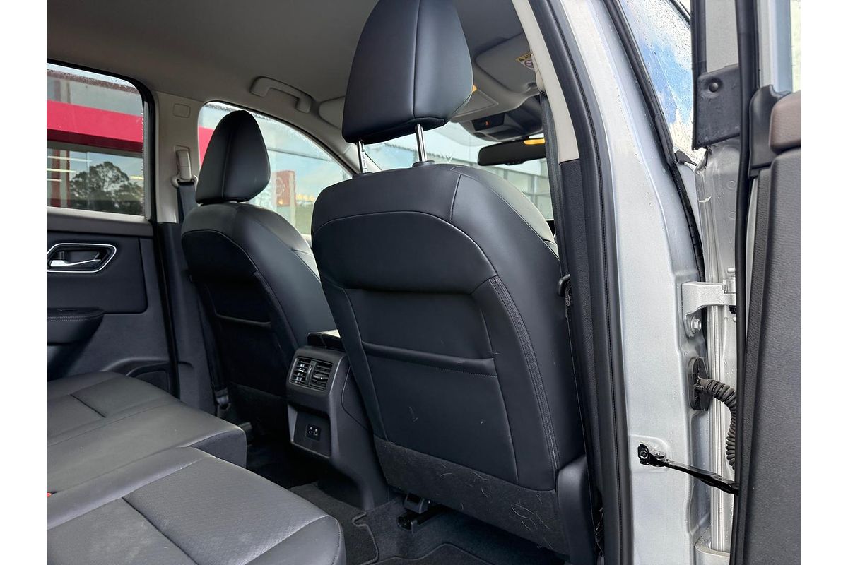 2024 Nissan X-TRAIL ST-L T33