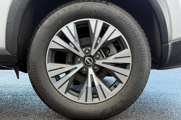 2024 Nissan X-TRAIL ST-L T33