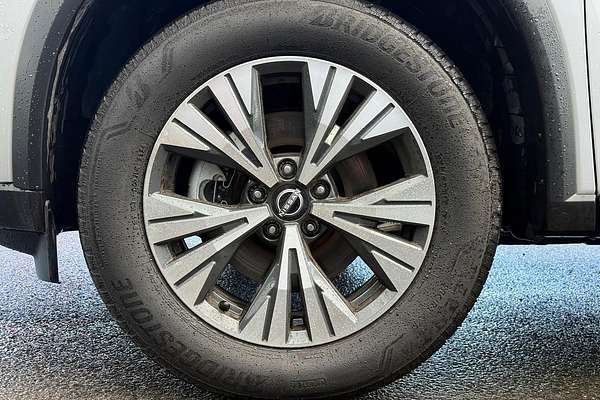 2024 Nissan X-TRAIL ST-L T33