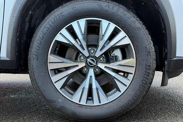 2024 Nissan X-TRAIL ST-L T33