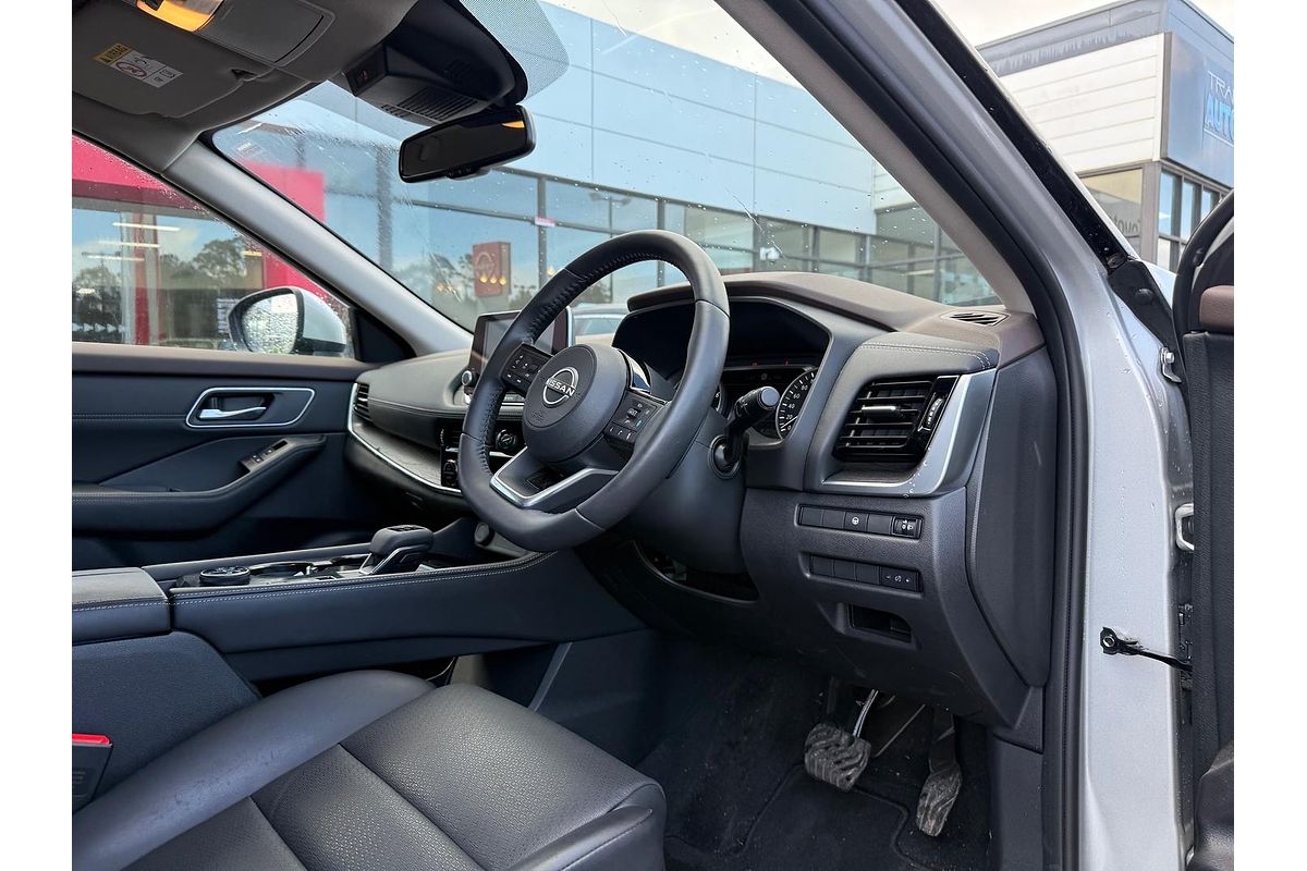 2024 Nissan X-TRAIL ST-L T33