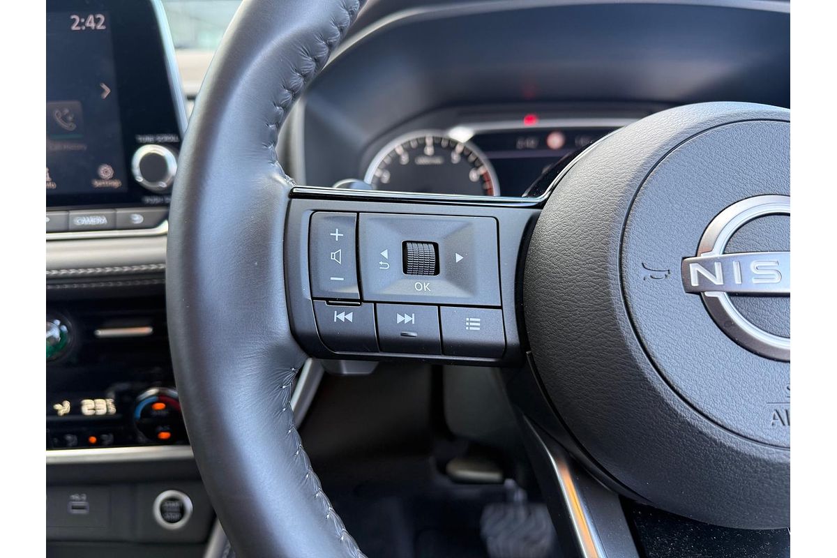 2024 Nissan X-TRAIL ST-L T33