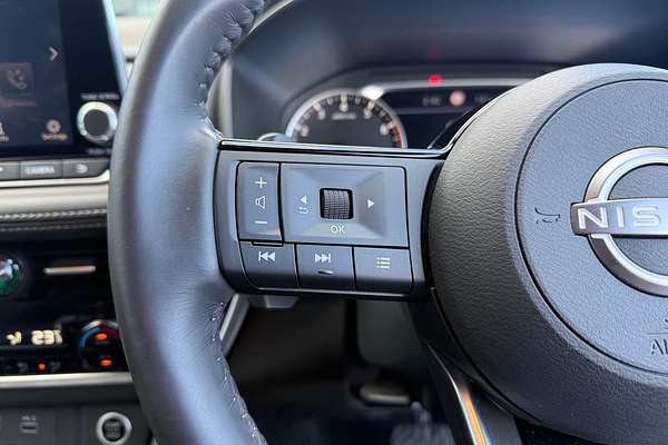 2024 Nissan X-TRAIL ST-L T33