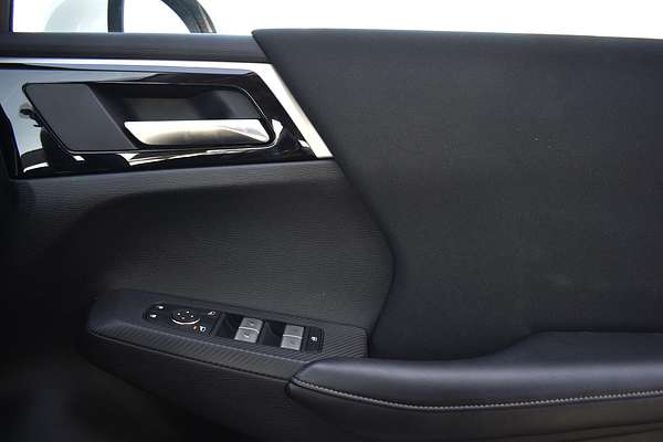 2024 Mitsubishi Outlander ES ZM