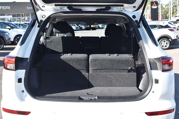 2024 Mitsubishi Outlander ES ZM