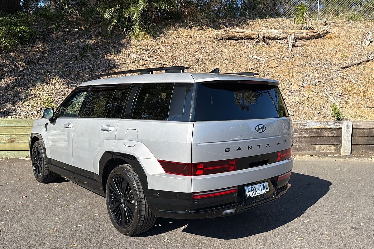 2025 Hyundai Santa Fe Hybrid Calligraphy MX5.V1