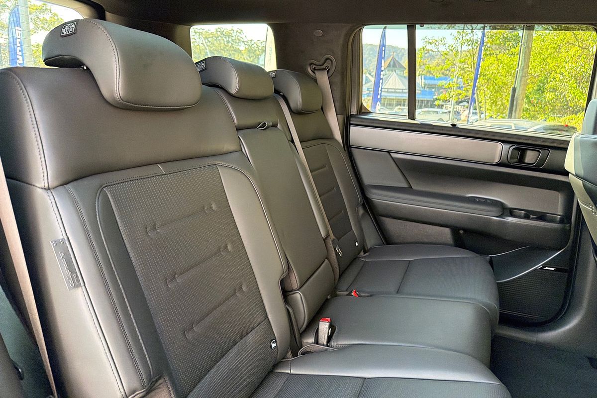 2025 Hyundai Santa Fe Hybrid Calligraphy MX5.V1