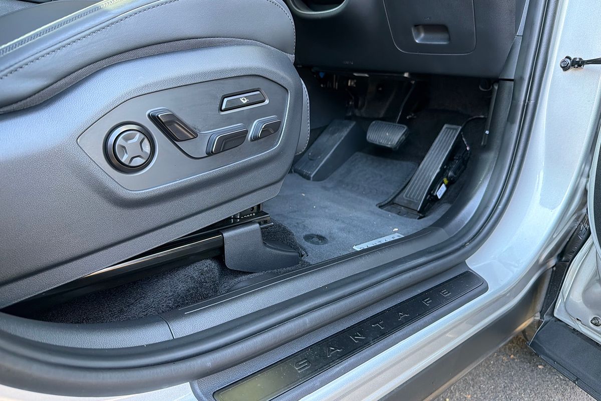 2025 Hyundai Santa Fe Hybrid Calligraphy MX5.V1