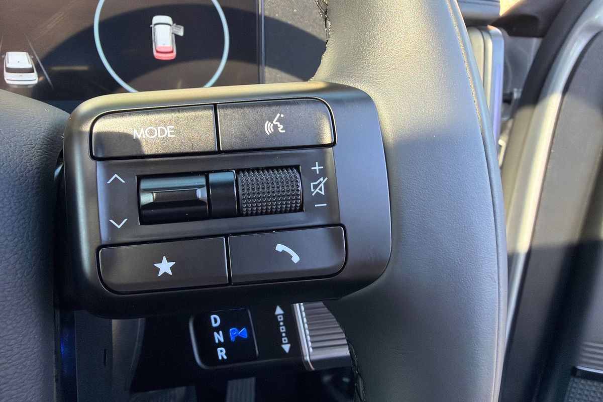 2025 Hyundai Santa Fe Hybrid Calligraphy MX5.V1