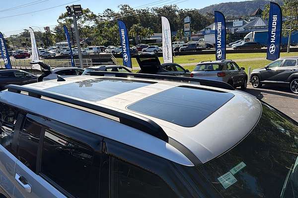 2025 Hyundai Santa Fe Hybrid Calligraphy MX5.V1