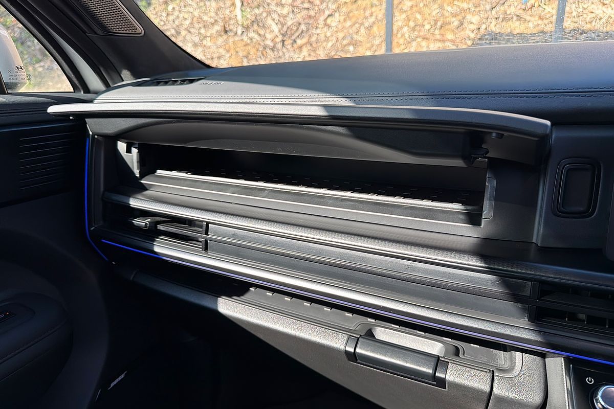 2025 Hyundai Santa Fe Hybrid Calligraphy MX5.V1