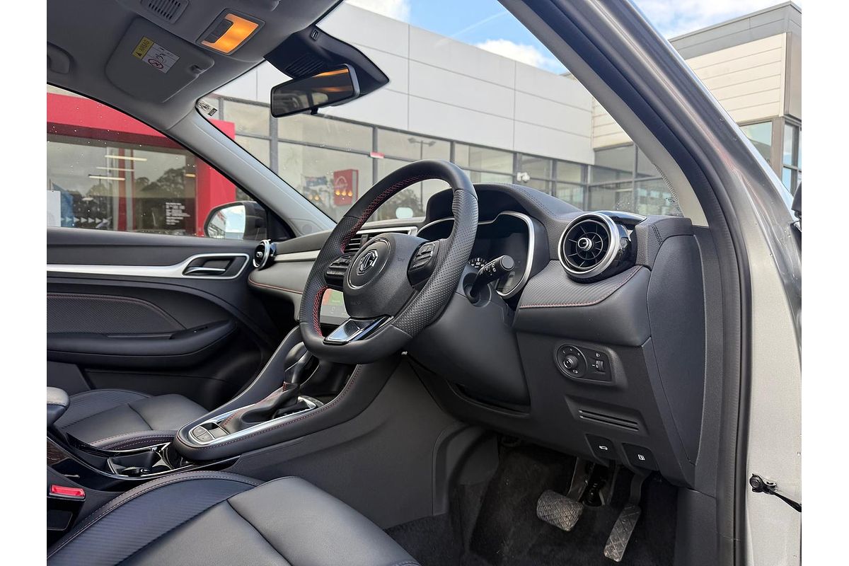 2024 MG ZST Excite