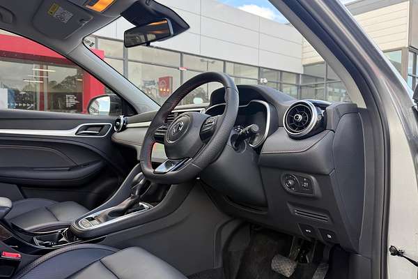 2024 MG ZST Excite