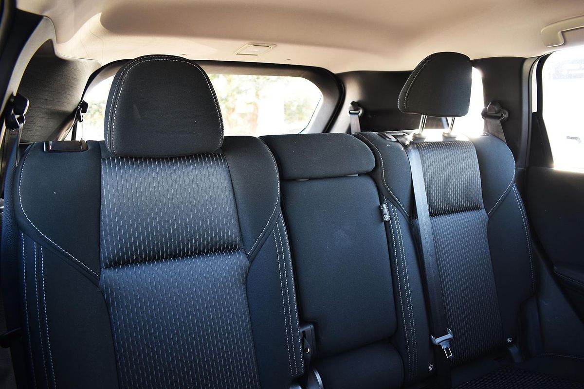 2024 Mitsubishi Outlander ES ZM