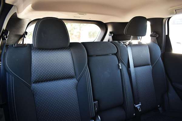 2024 Mitsubishi Outlander ES ZM