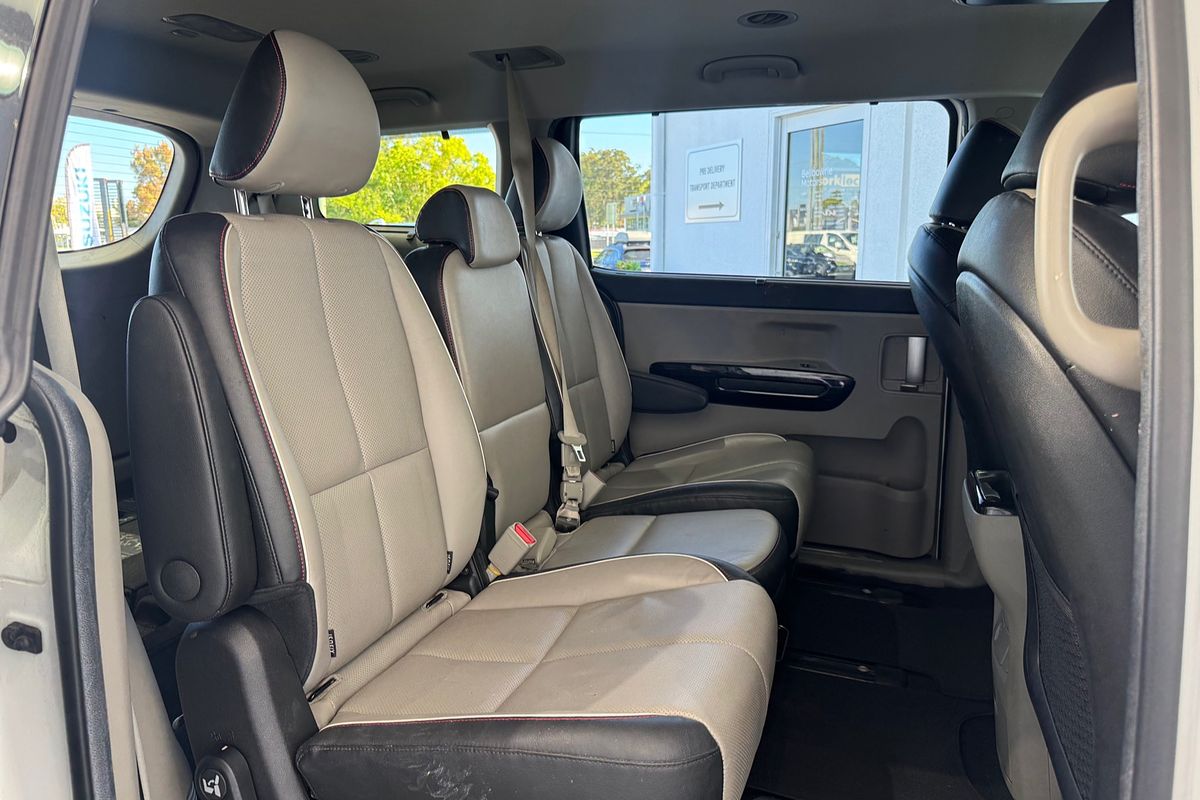 2019 Kia Carnival Platinum YP
