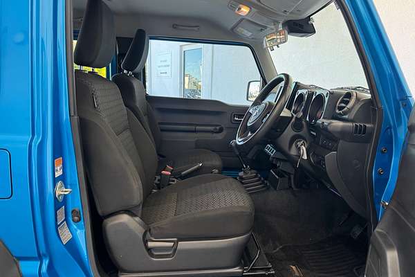 2023 Suzuki Jimny
